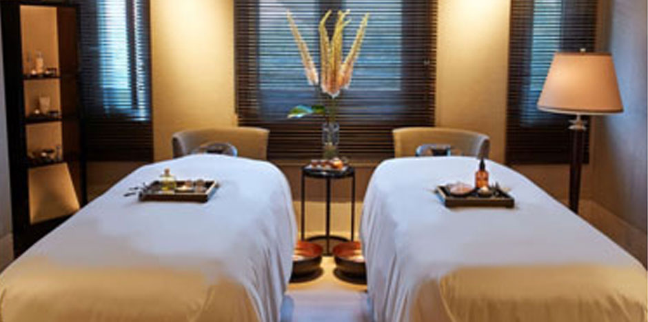 EXPLORE SIGNATURE EXPERIENCE AT PREMIUM HOTEL SPA 
